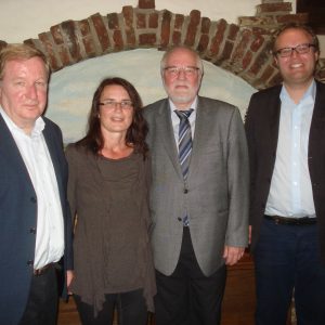 2.v.l. Andrea Kaminski, 3.v.l. Dietmar Danz